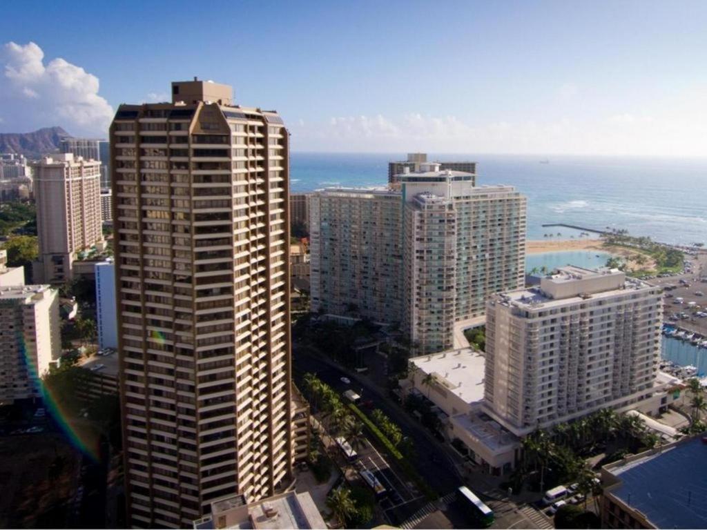 Marina Tower Waikiki photo 8