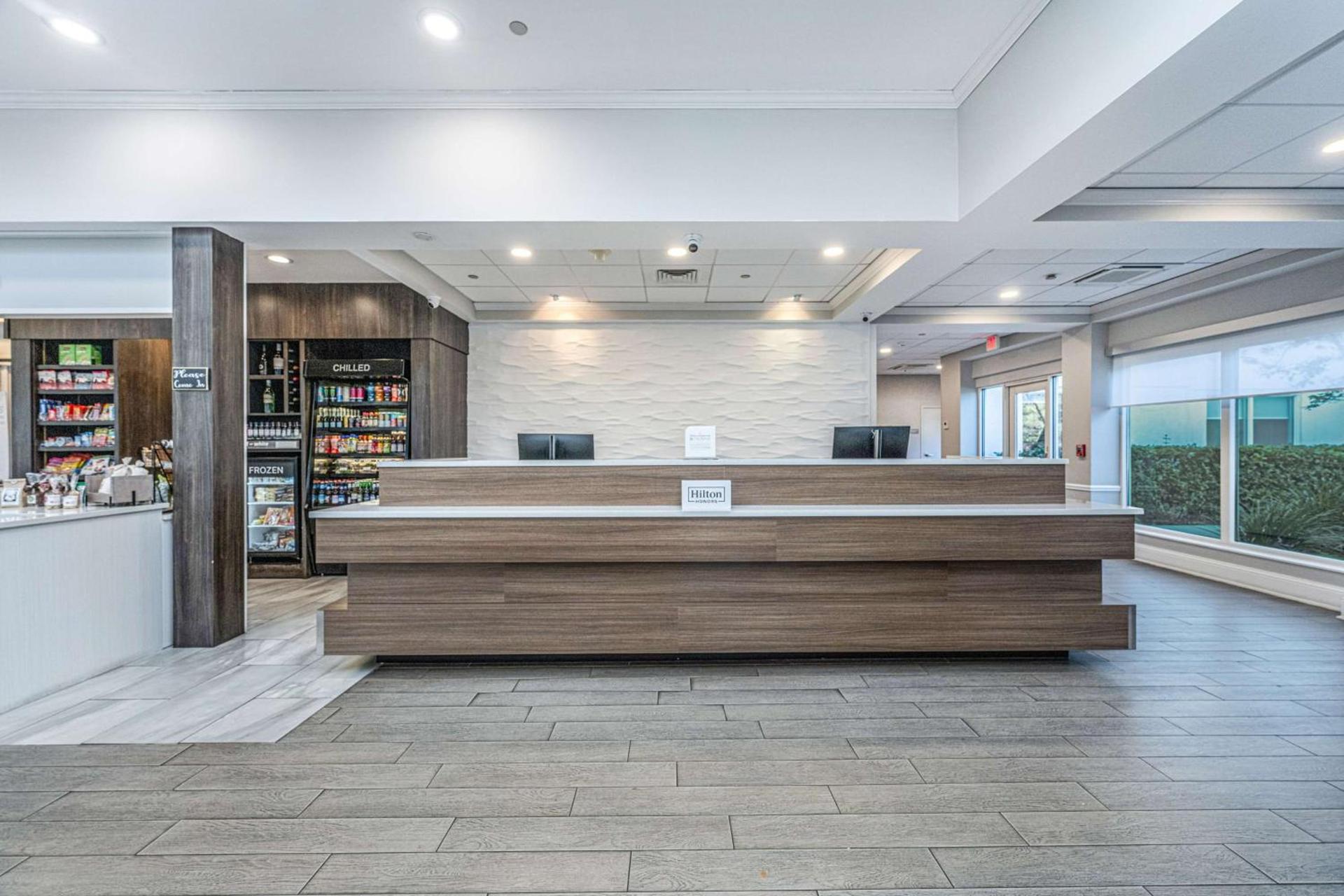 Hilton Garden Inn Charleston Airport photo 16