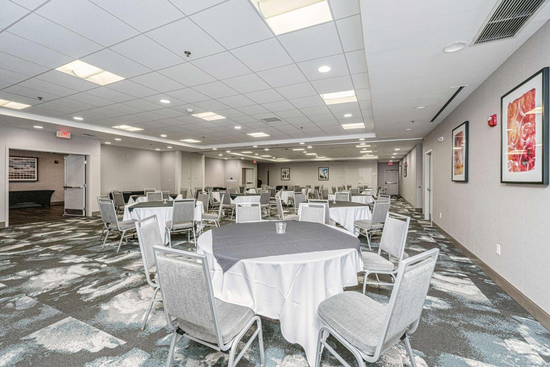 Hilton Garden Inn Charleston Airport photo 59