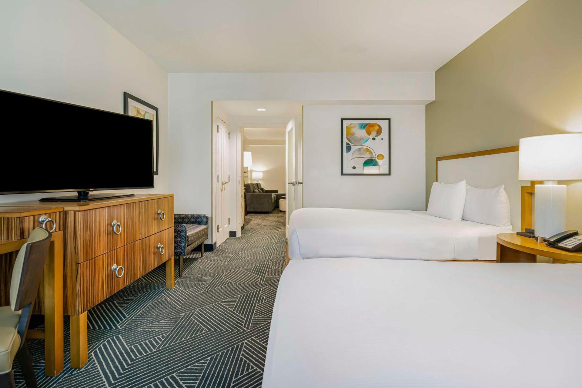 Embassy Suites Houston - Downtown photo 32