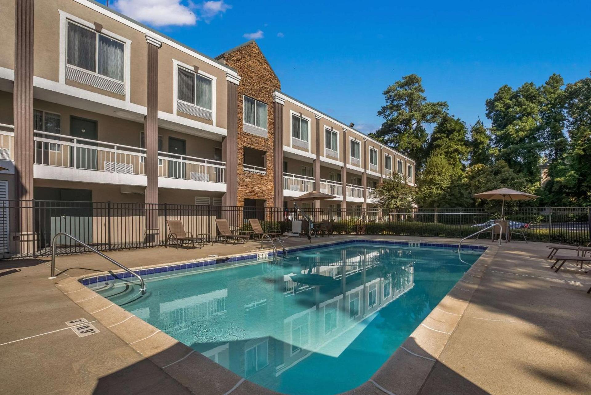 Quality Inn Northlake photo 24