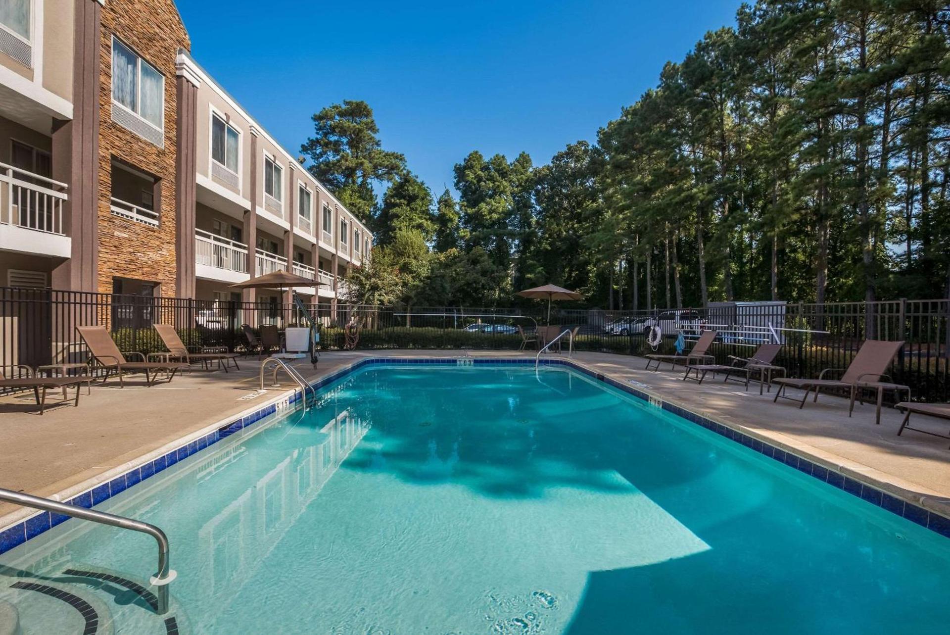 Quality Inn Northlake photo 25