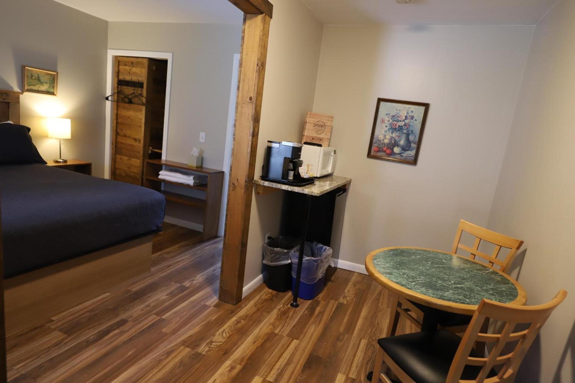 Lakeside Resort photo 14