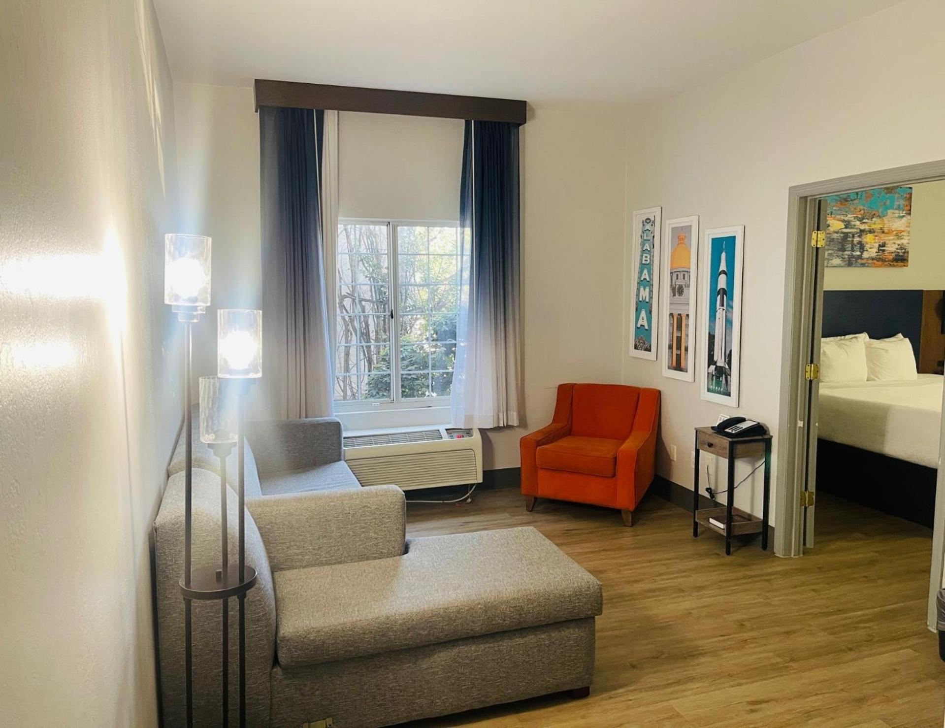 La Quinta by Wyndham Birmingham Homewood photo 50