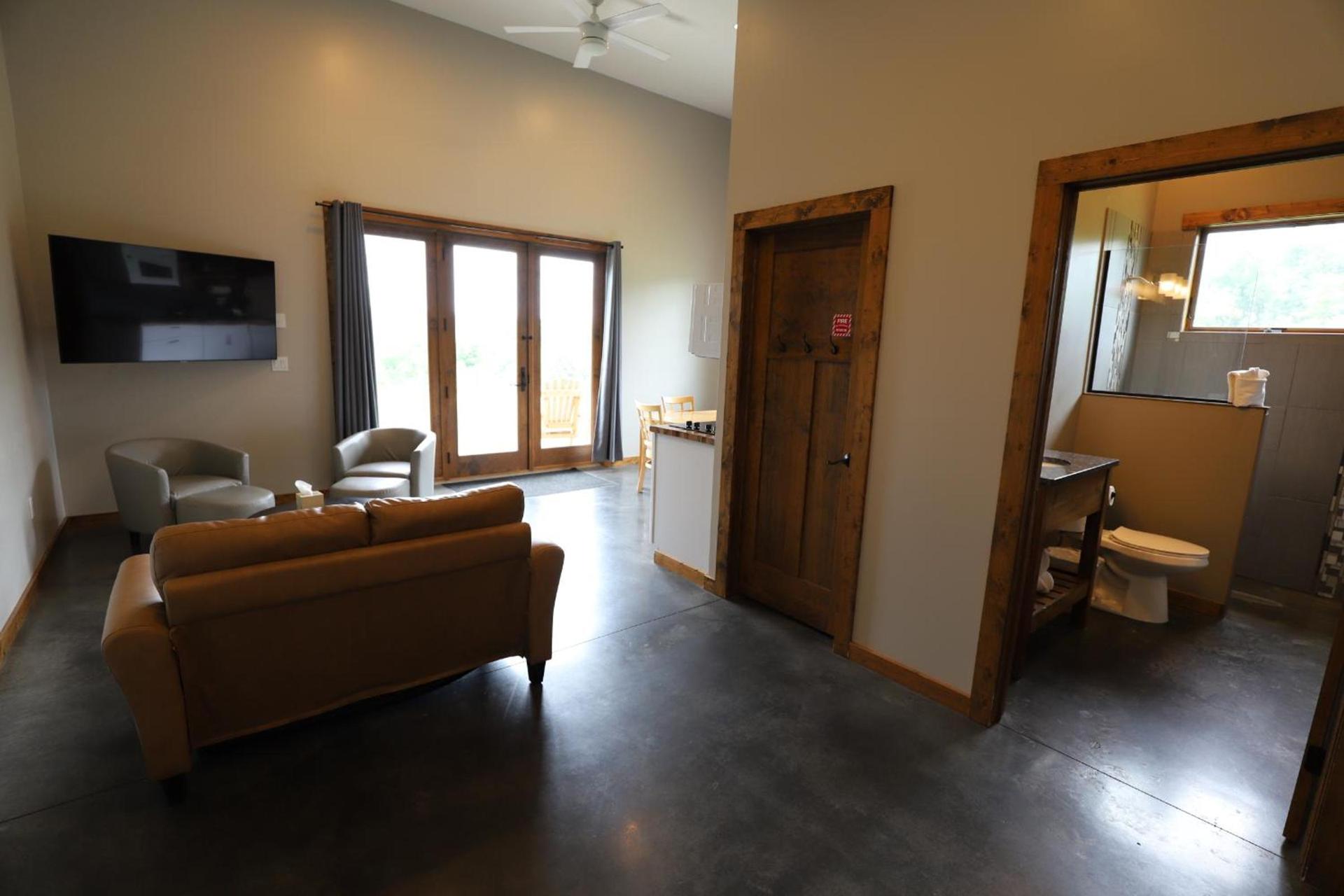 Lakeside Resort photo 42