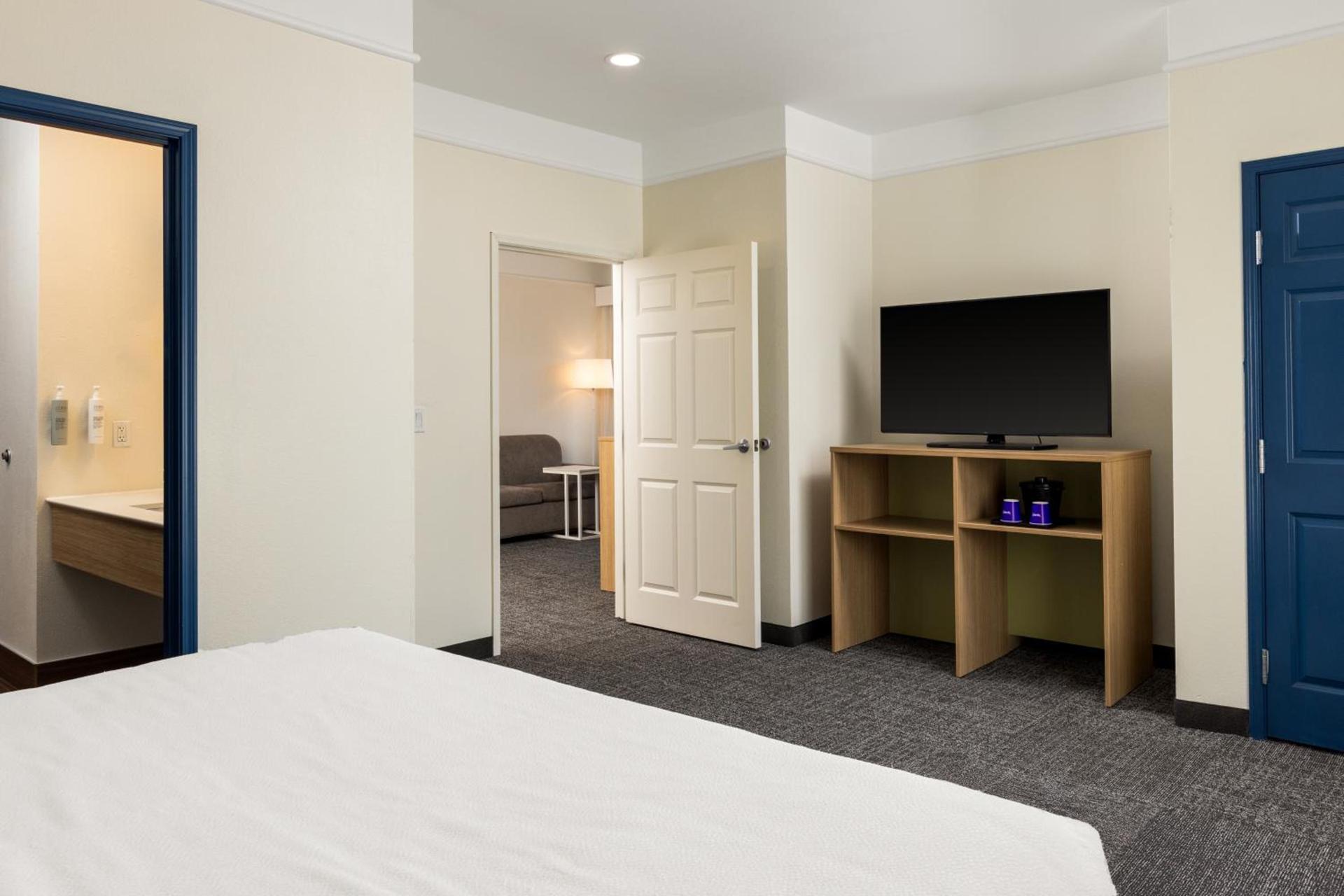 Spark by Hilton Houston West Clay Road photo 18