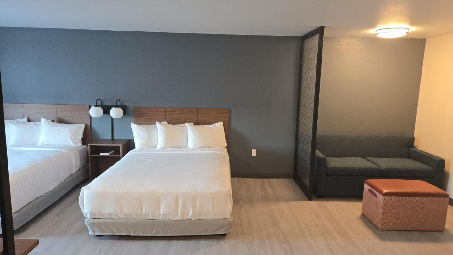 Everhome Suites Cheyenne photo 13