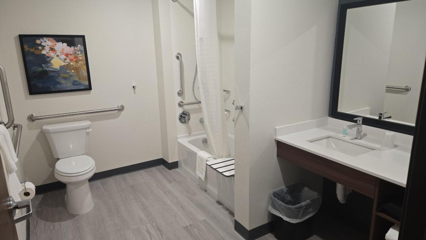 Everhome Suites Cheyenne photo 10