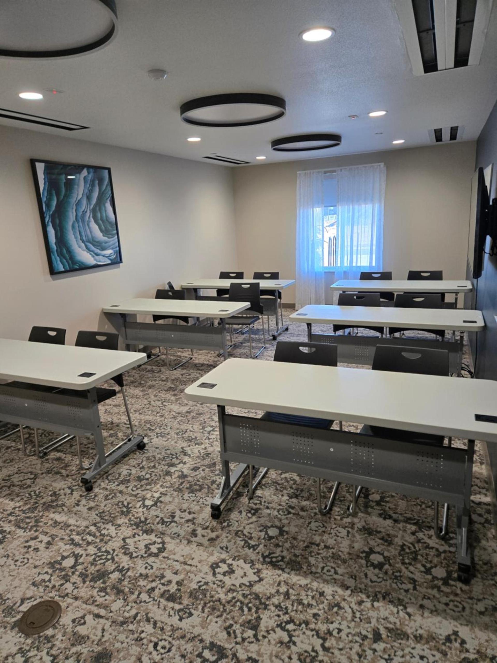 Everhome Suites Cheyenne photo 1