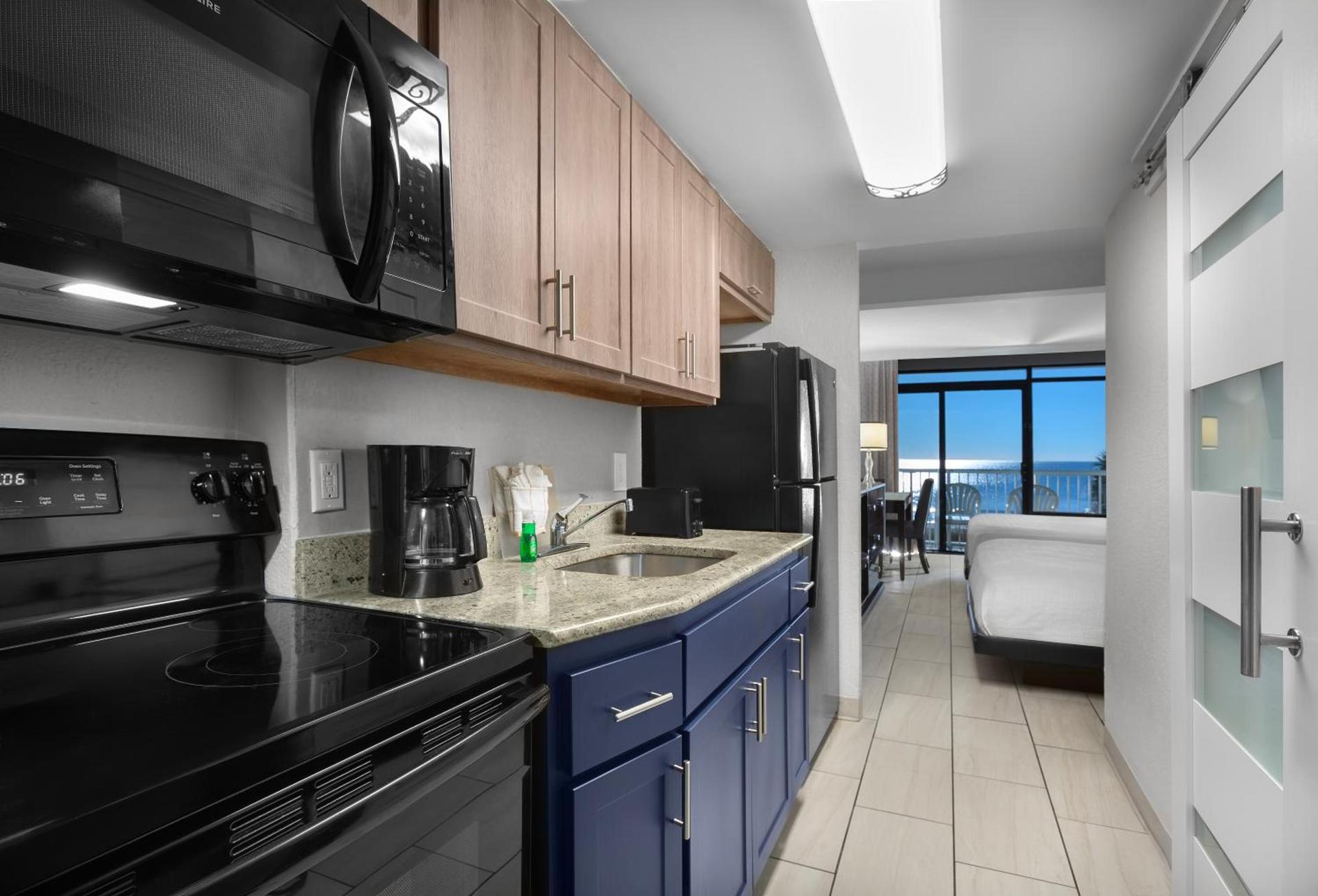 Captain's Quarters Resort photo 53