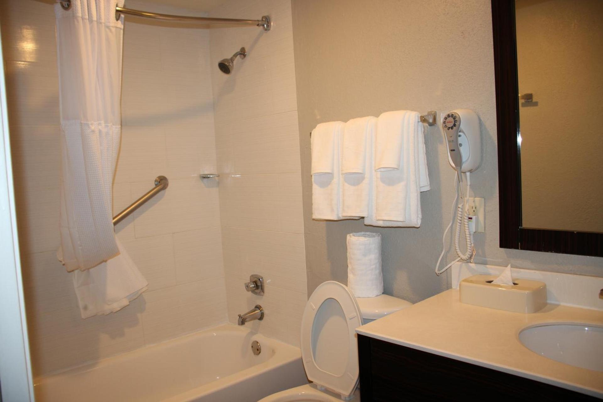 Boca Suites Deerfield Beach; SureStay Collection by BW photo 32