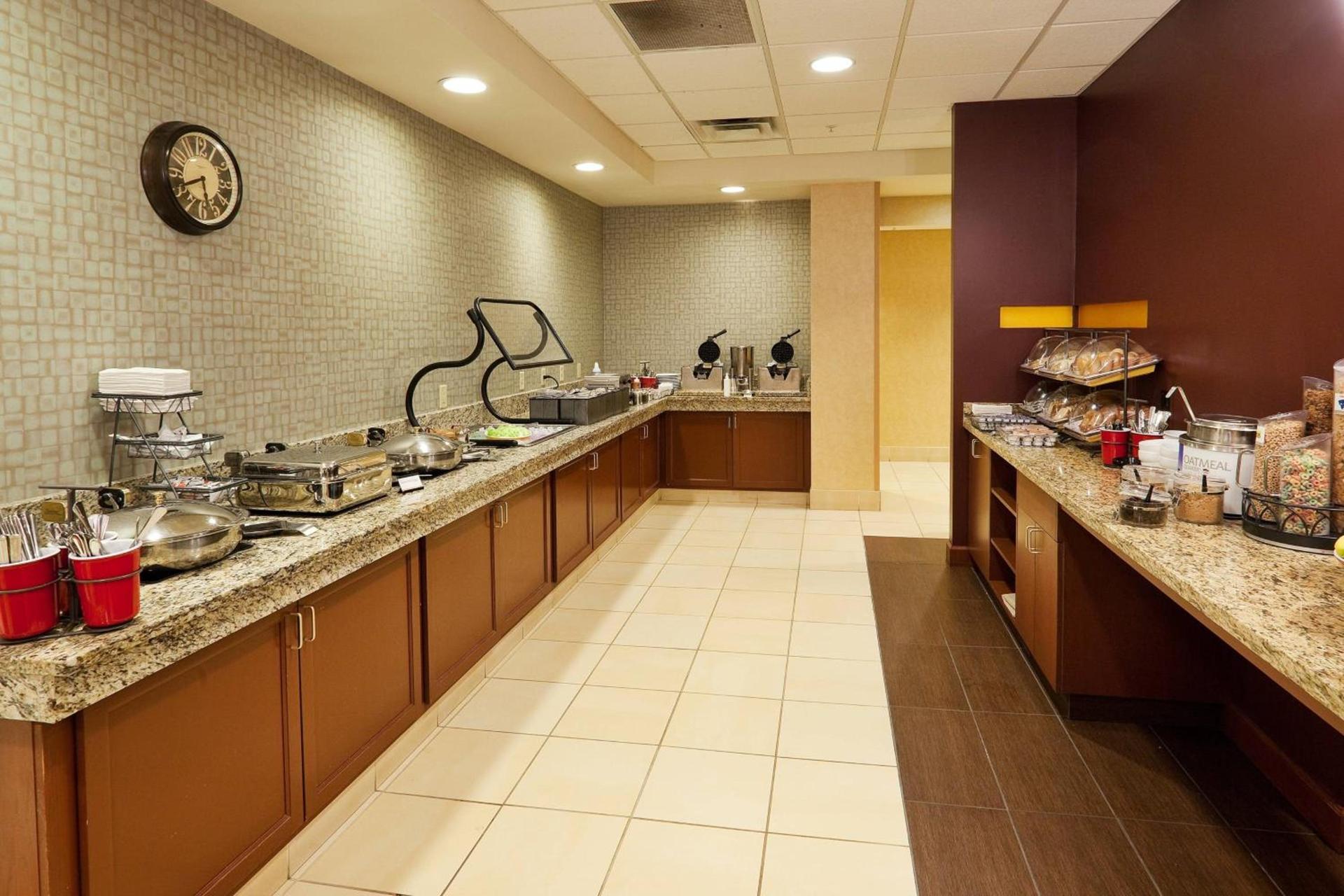 Residence Inn by Marriott Chicago Oak Brook photo 21