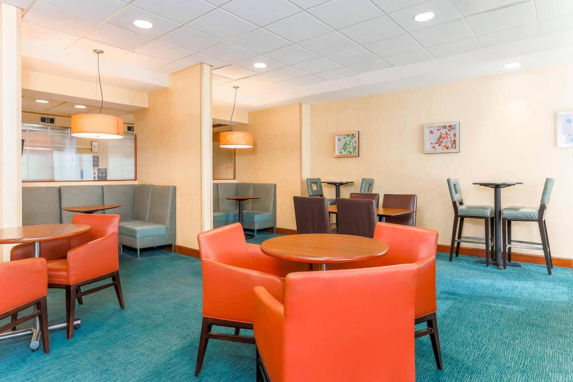 Residence Inn by Marriott Chicago Oak Brook photo 22