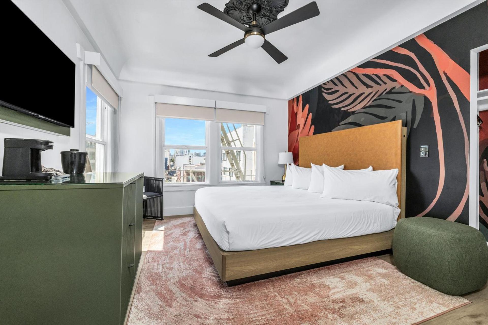 Nob Hill Hotel photo 2