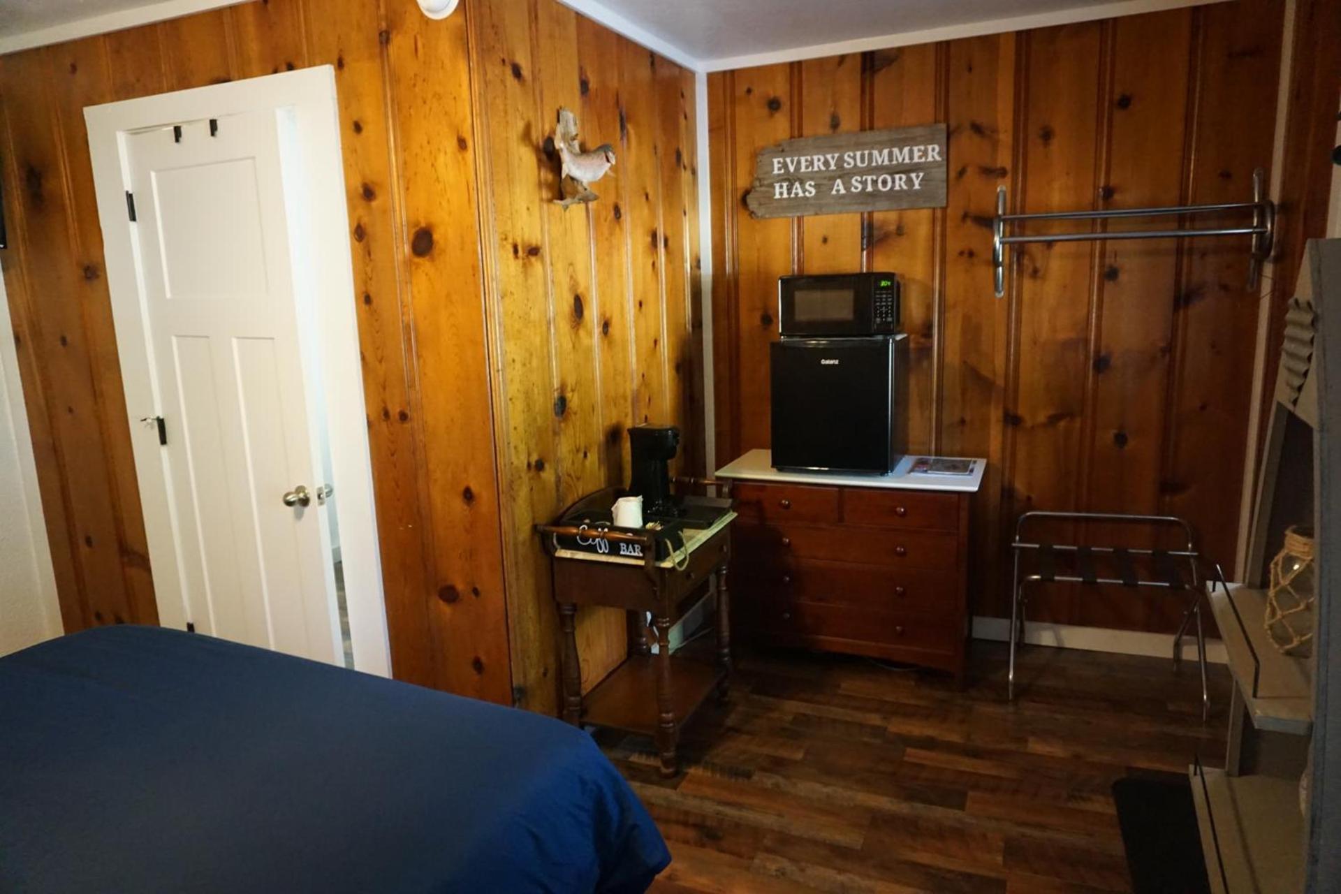 Lake River Lodge photo 11