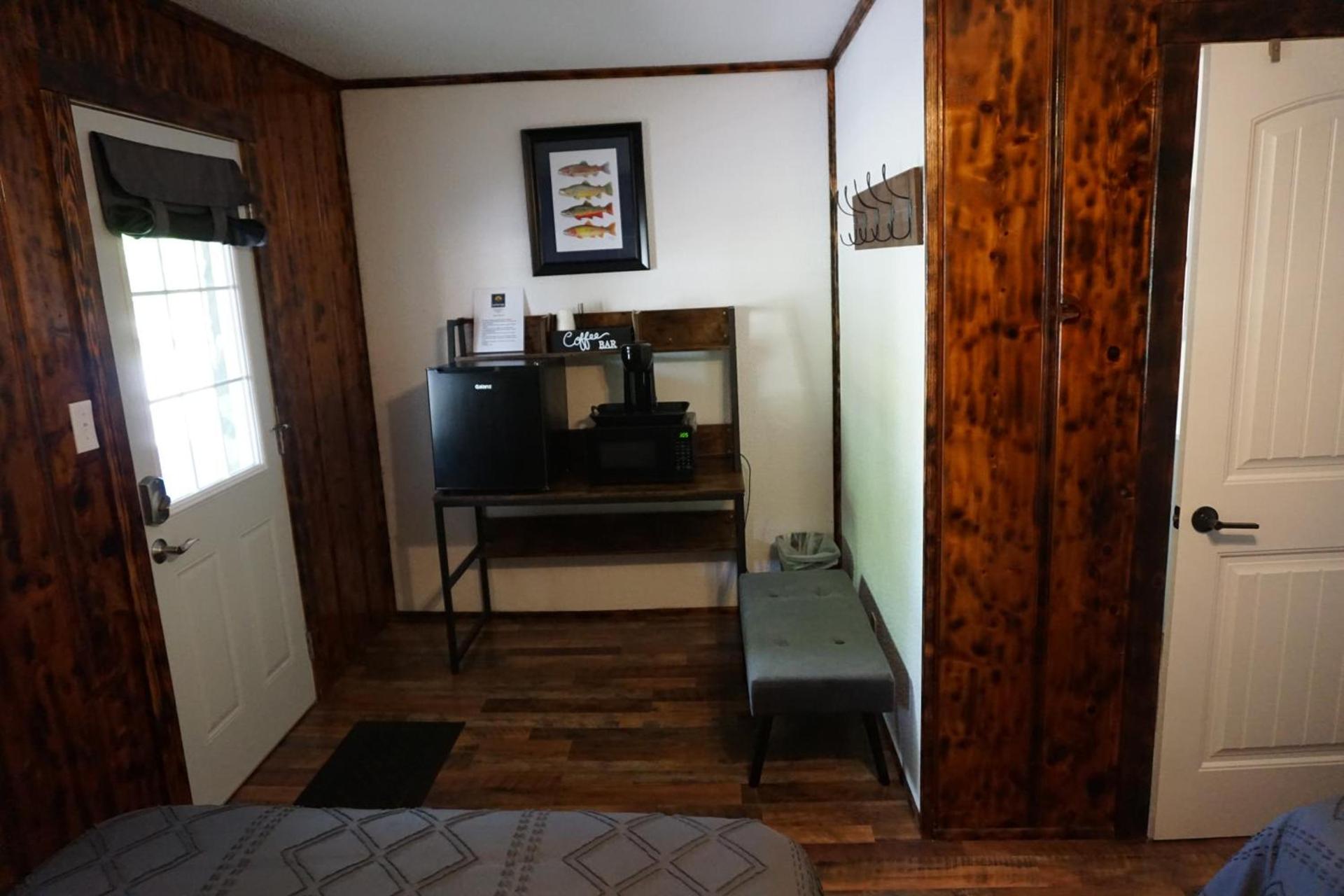 Lake River Lodge photo 14