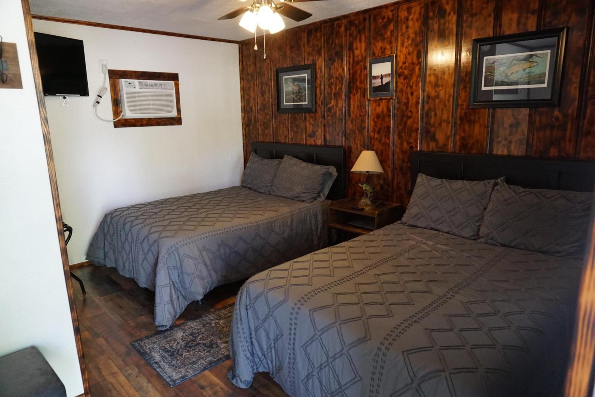 Lake River Lodge photo 13