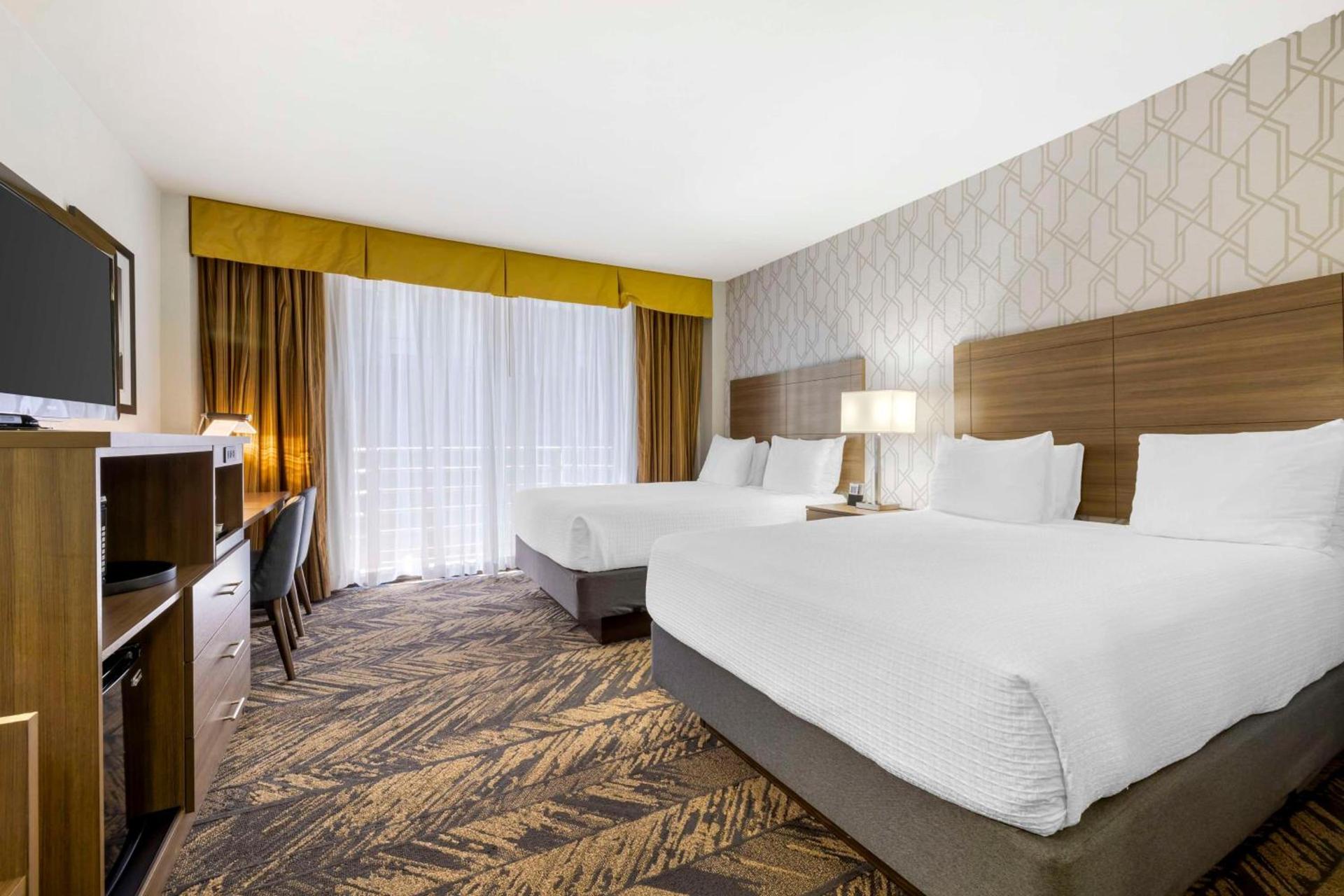 Best Western Plus Bayside Inn photo 7