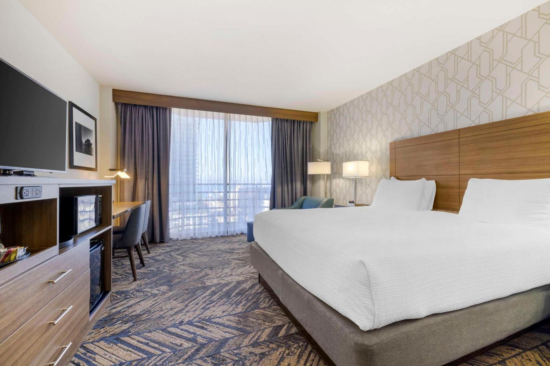 Best Western Plus Bayside Inn photo 11