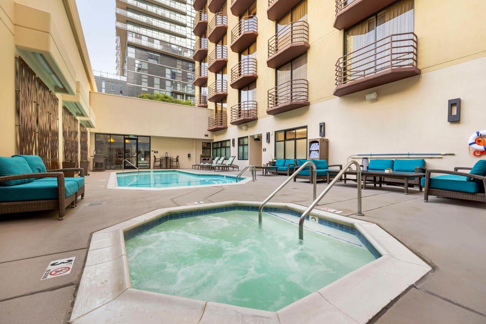 Best Western Plus Bayside Inn photo 9
