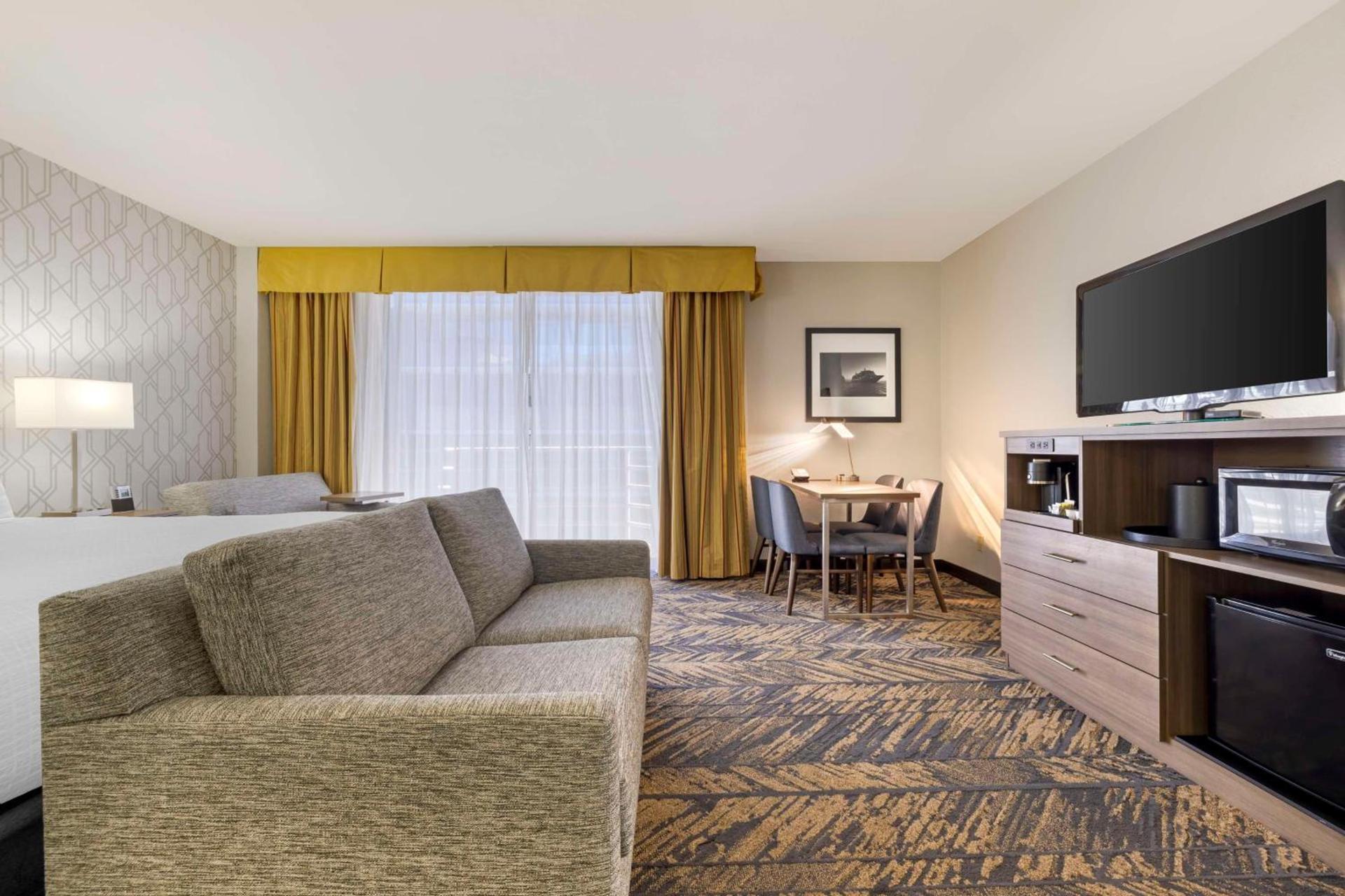 Best Western Plus Bayside Inn photo 15