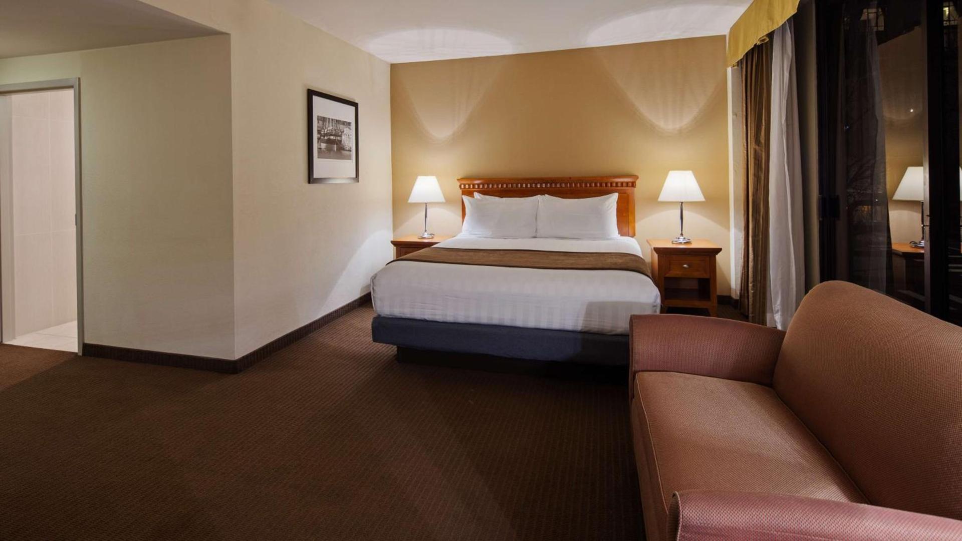 Best Western Plus Bayside Inn photo 27