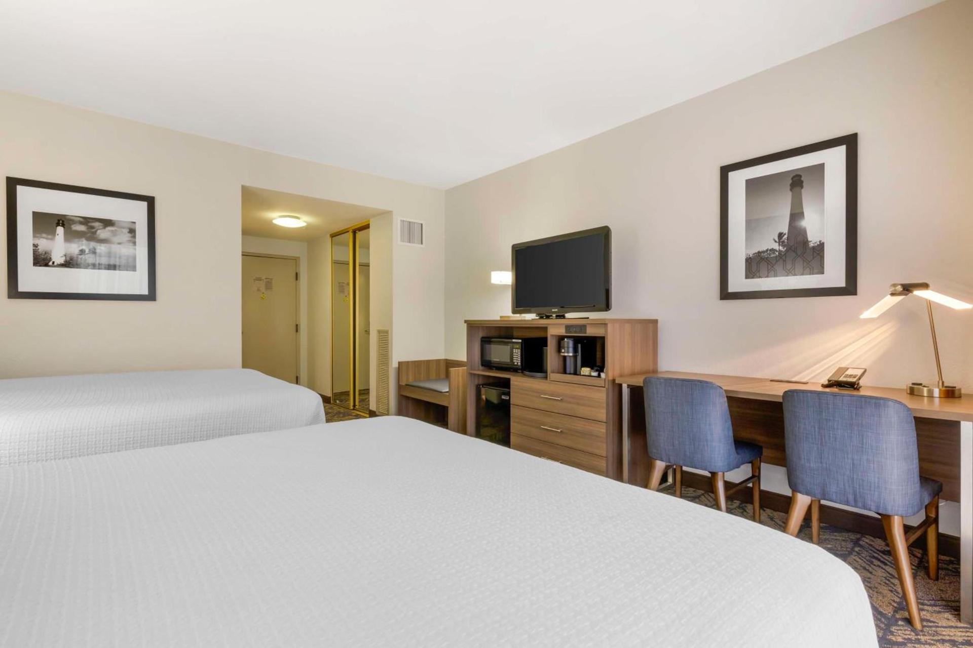 Best Western Plus Bayside Inn photo 22
