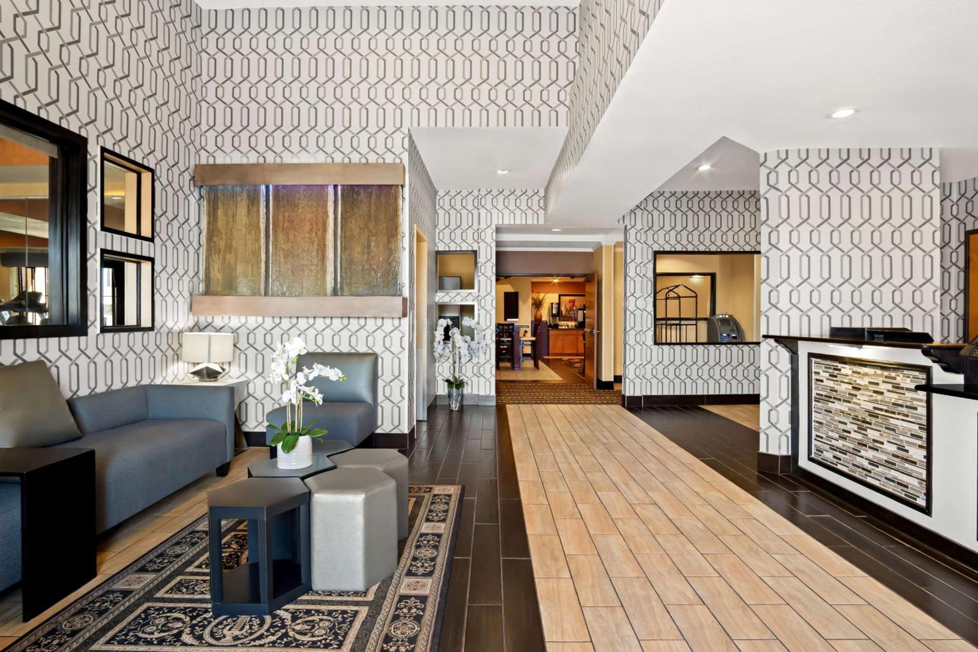 Best Western Plus Rockwall Inn & Suites photo 4