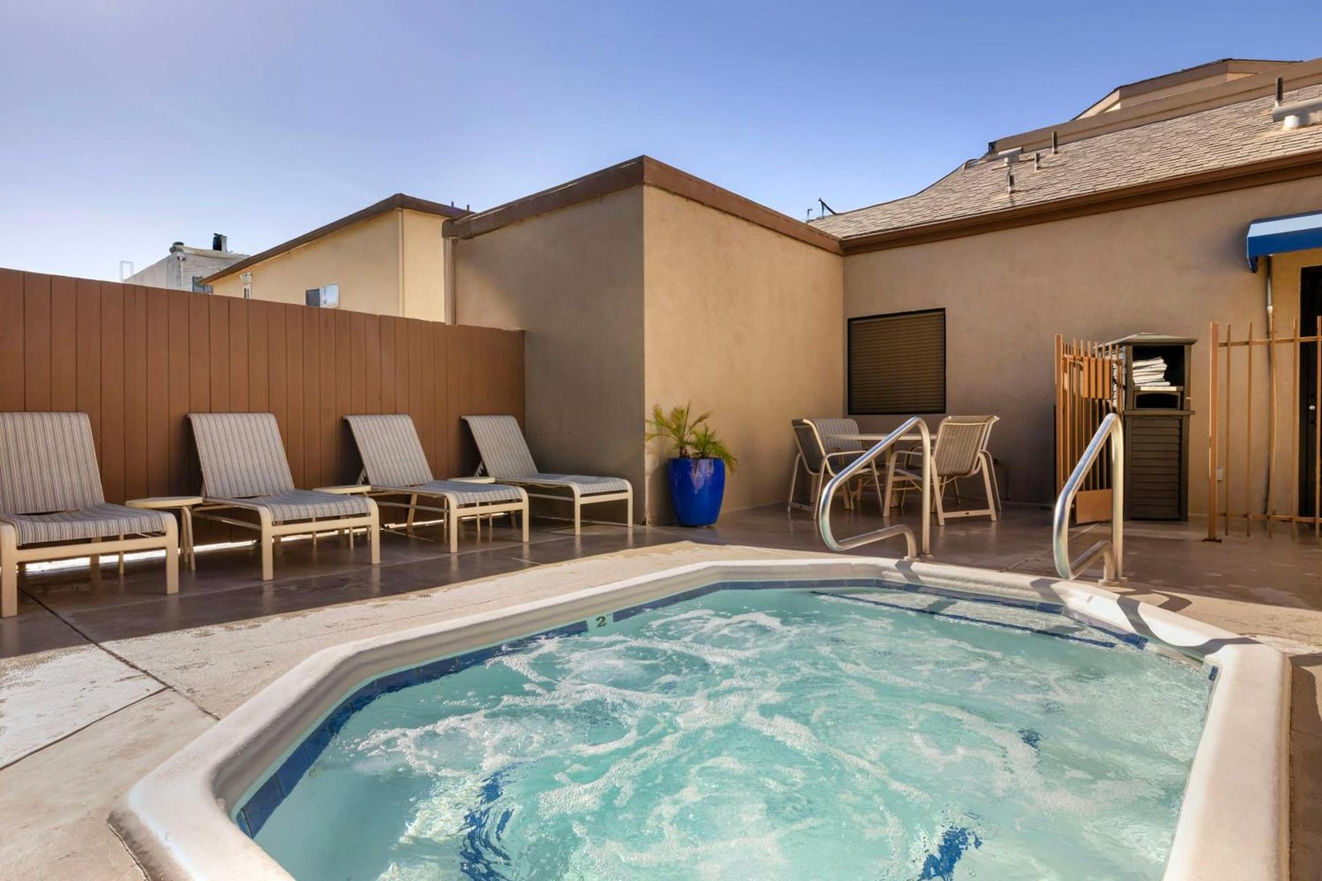 Best Western Royal Palace Inn & Suites photo 4