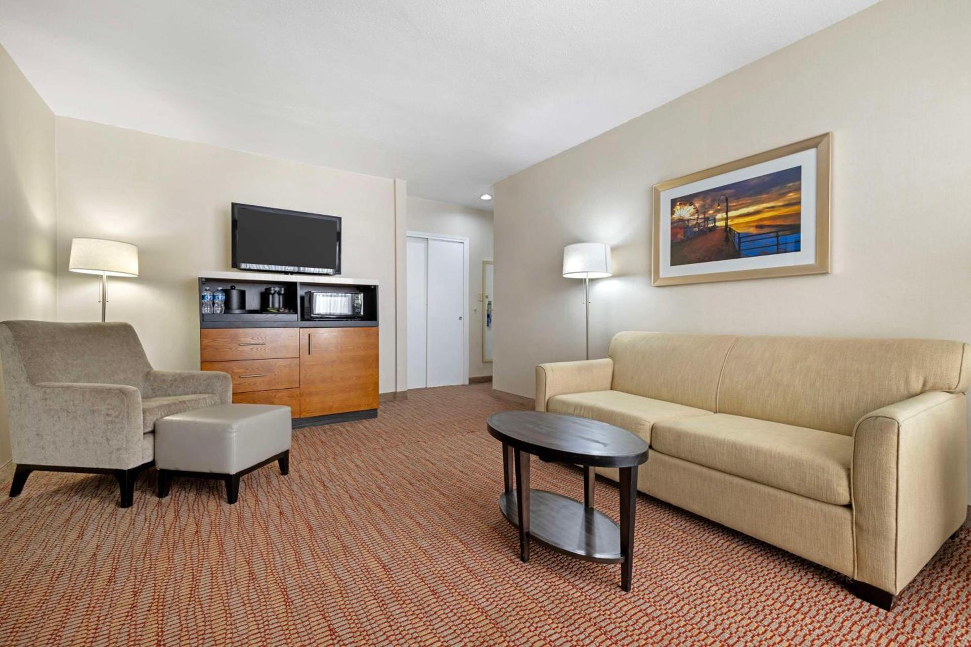 Best Western Royal Palace Inn & Suites photo 55