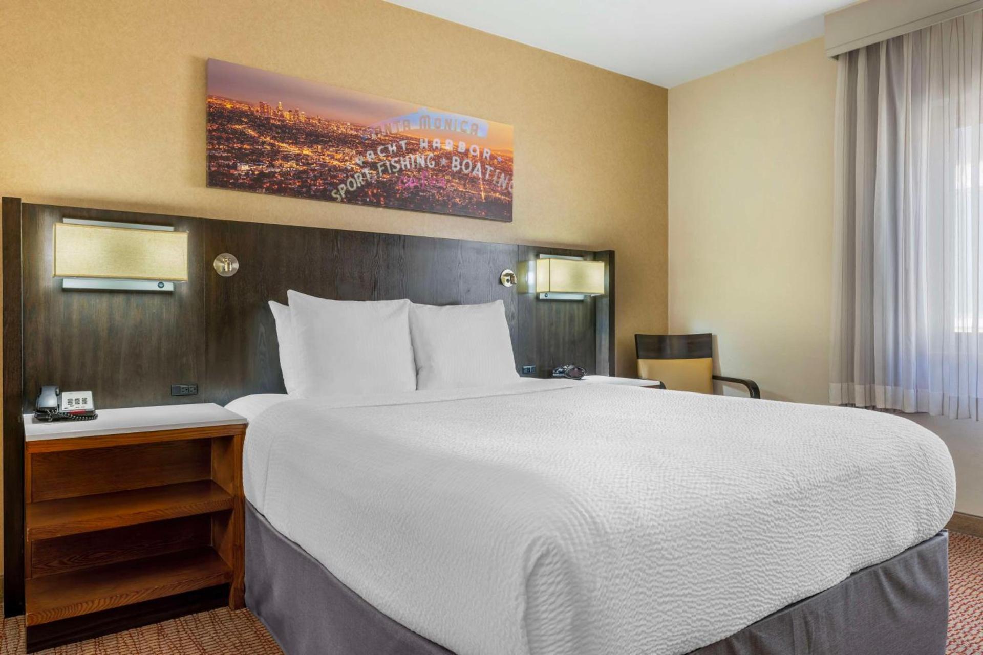 Best Western Royal Palace Inn & Suites photo 23