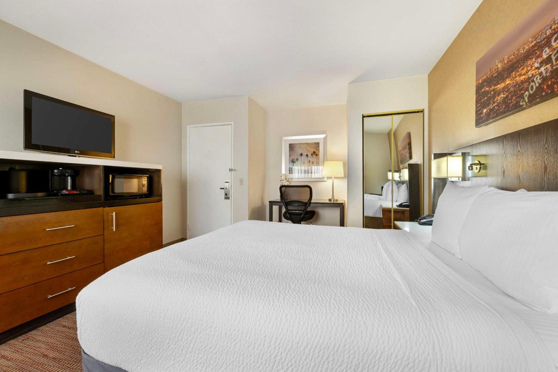 Best Western Royal Palace Inn & Suites photo 28