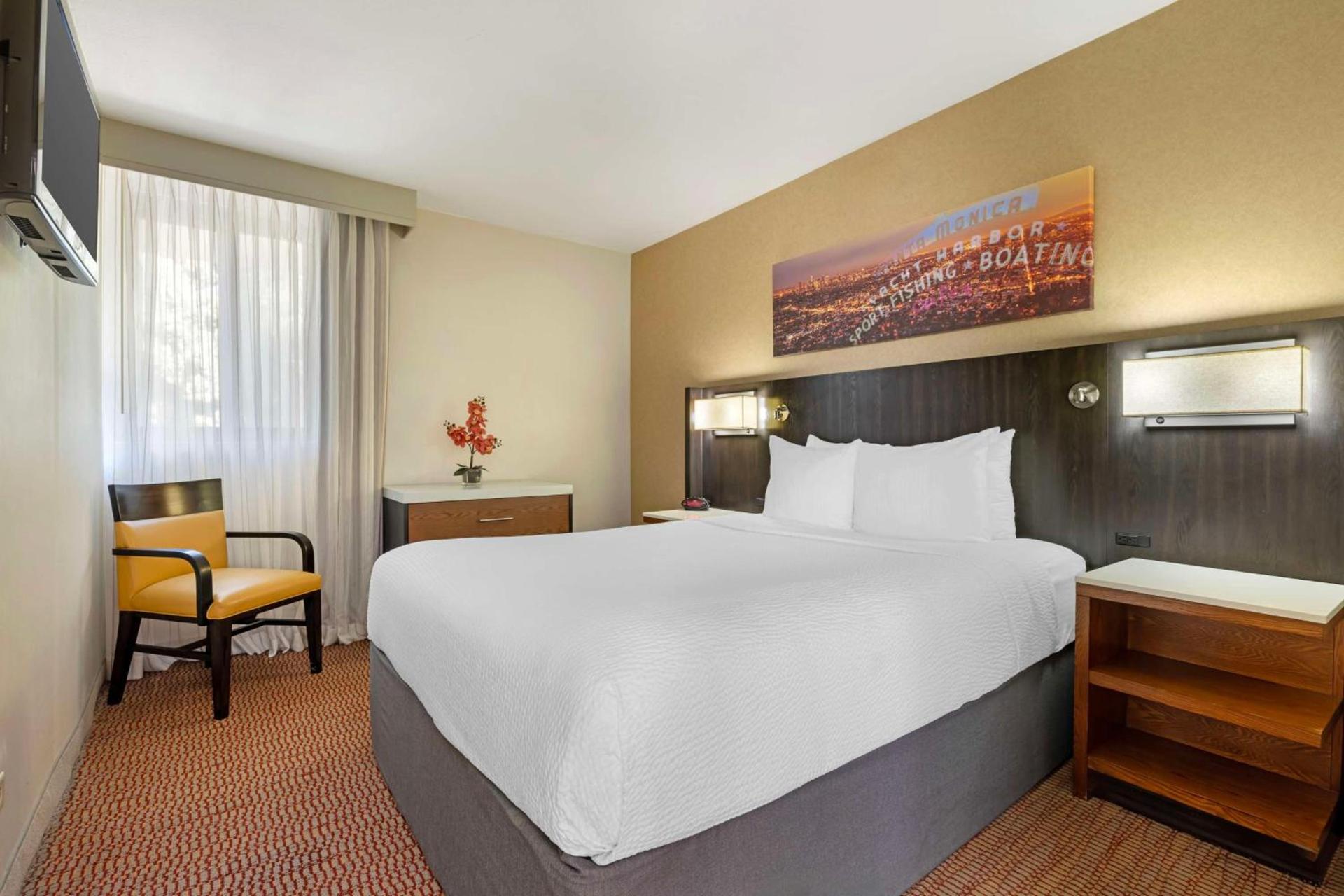 Best Western Royal Palace Inn & Suites photo 13
