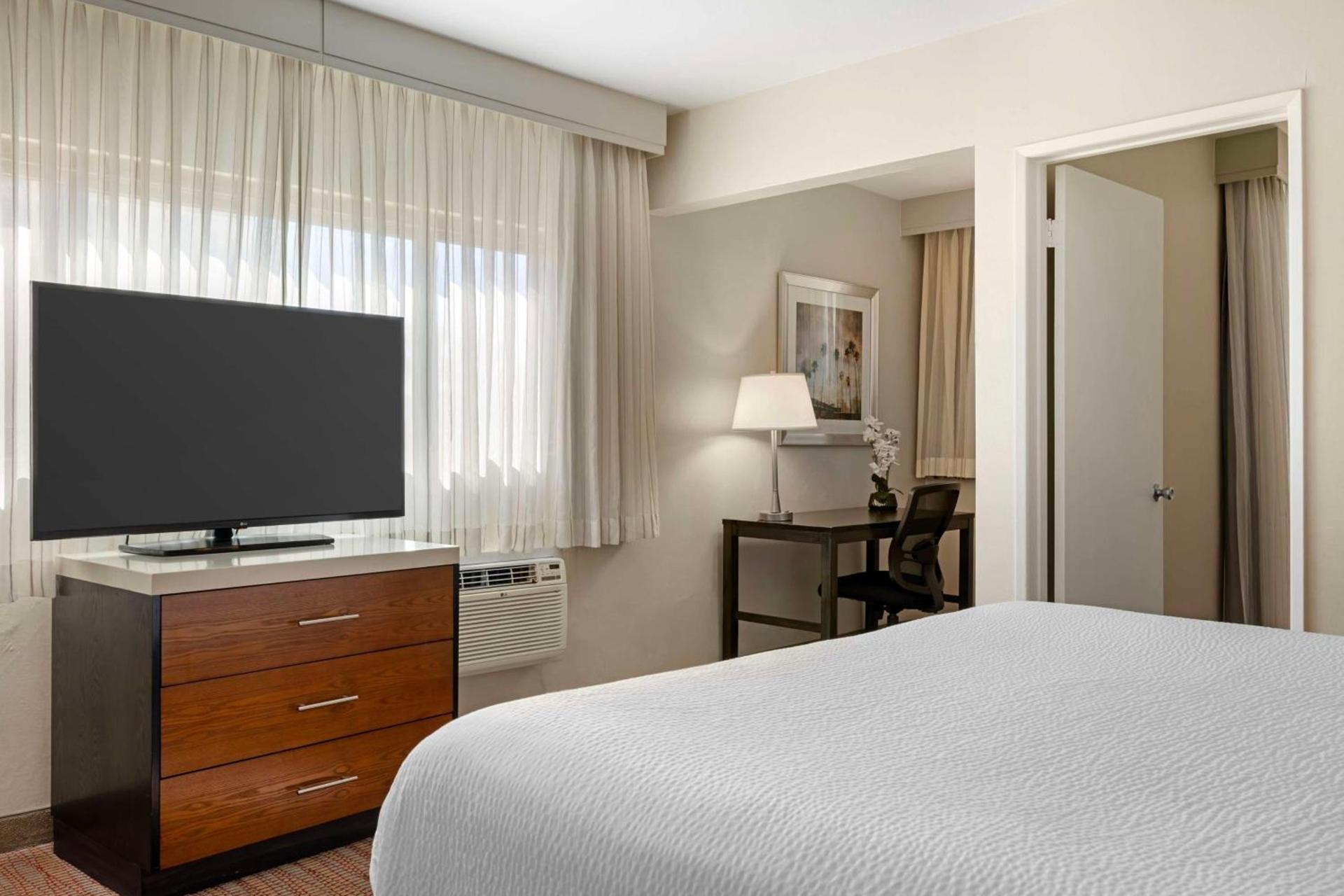 Best Western Royal Palace Inn & Suites photo 49
