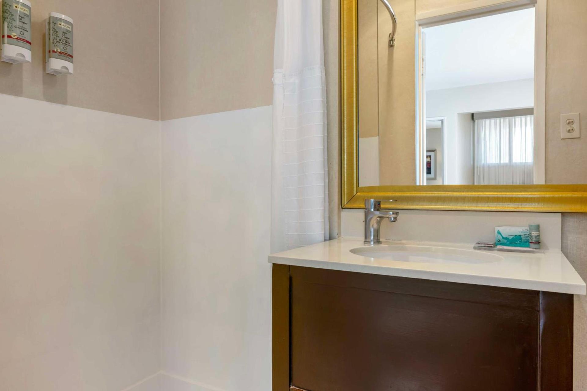 Best Western Royal Palace Inn & Suites photo 47