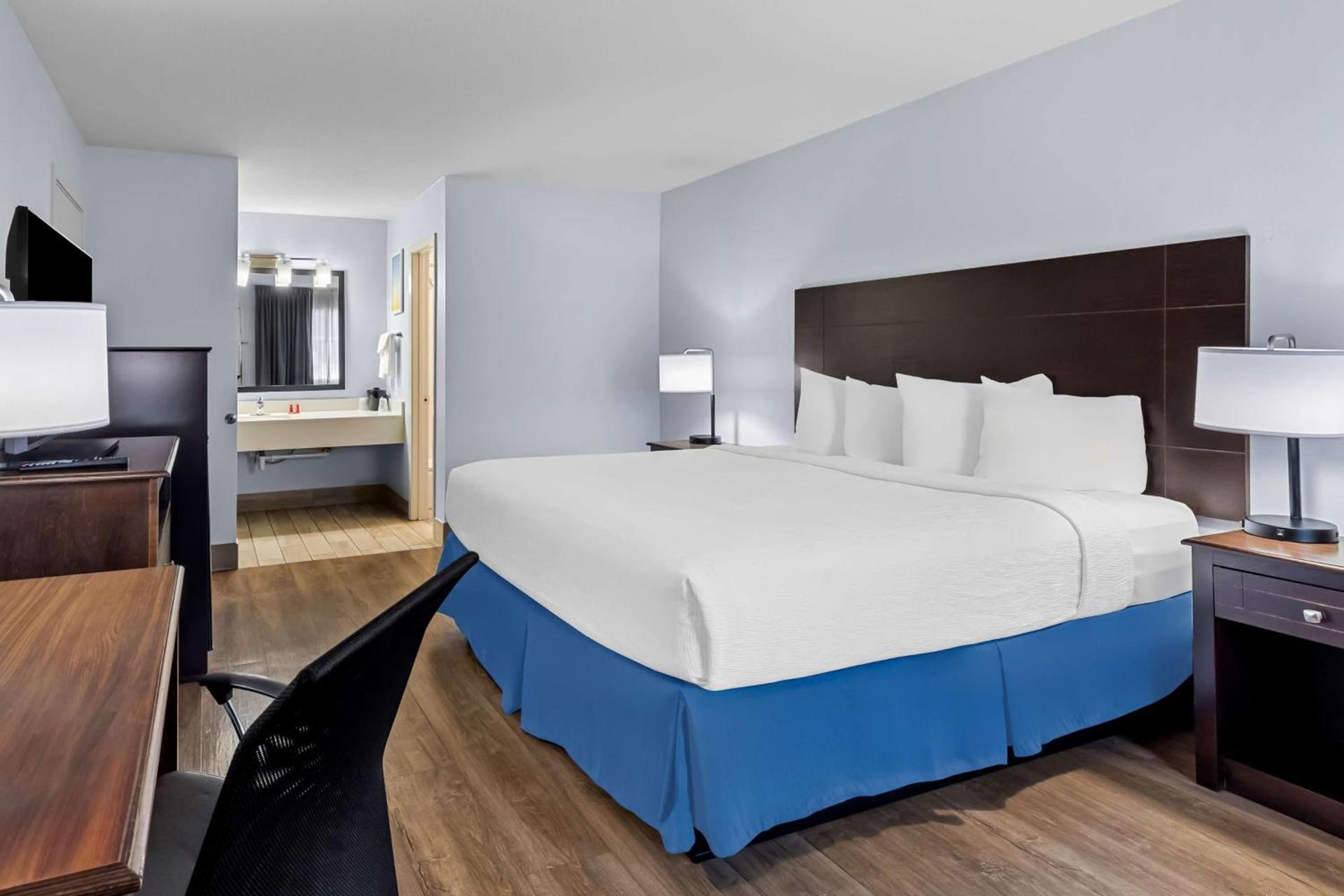 SureStay Plus by Best Western Beaumont photo 3