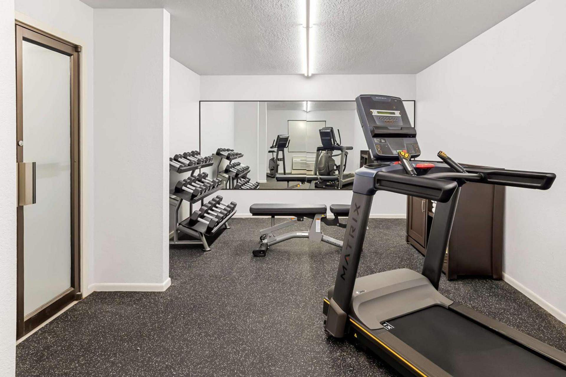 SureStay Plus by Best Western Beaumont photo 40