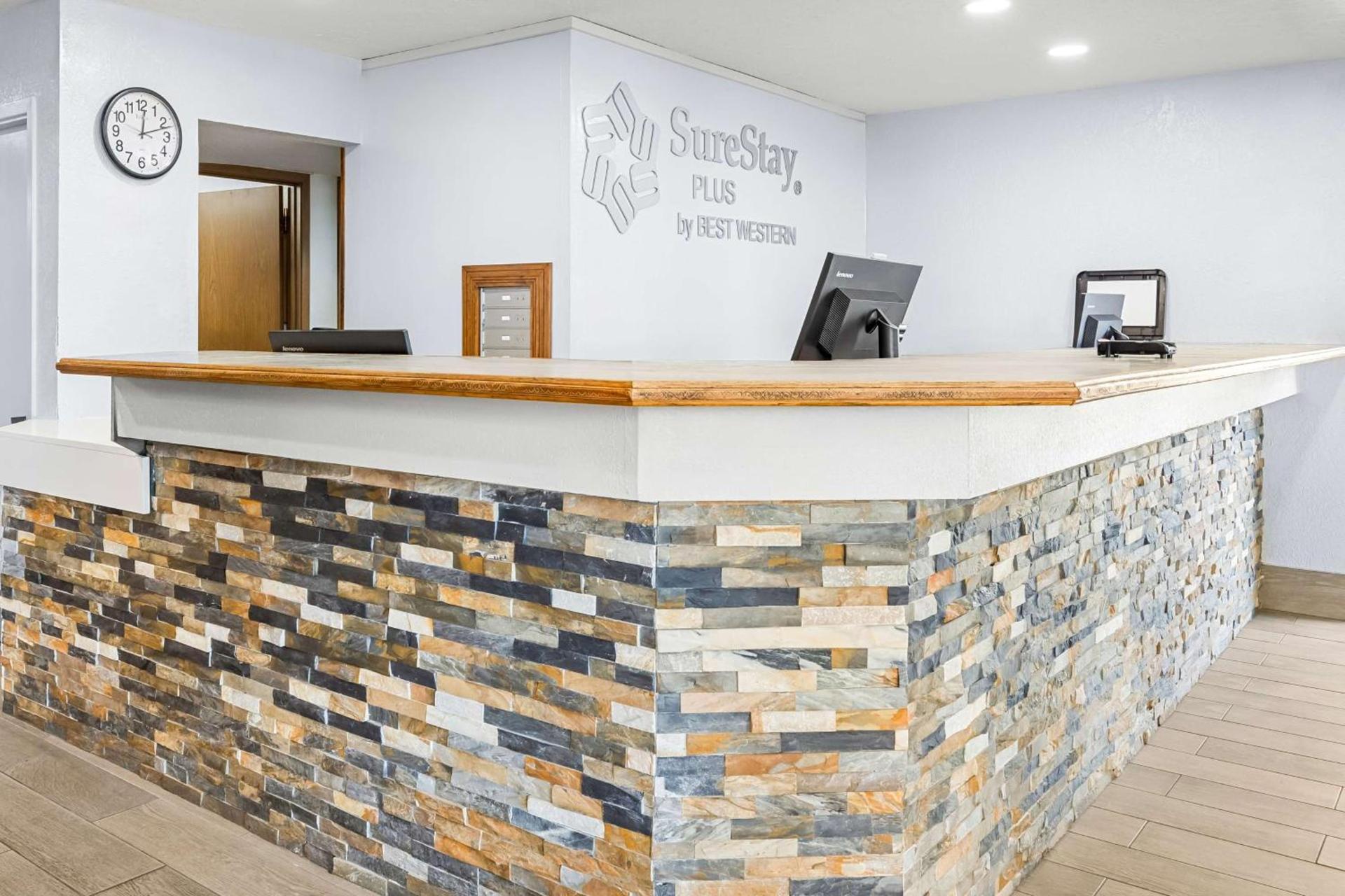 SureStay Plus by Best Western Beaumont photo 12