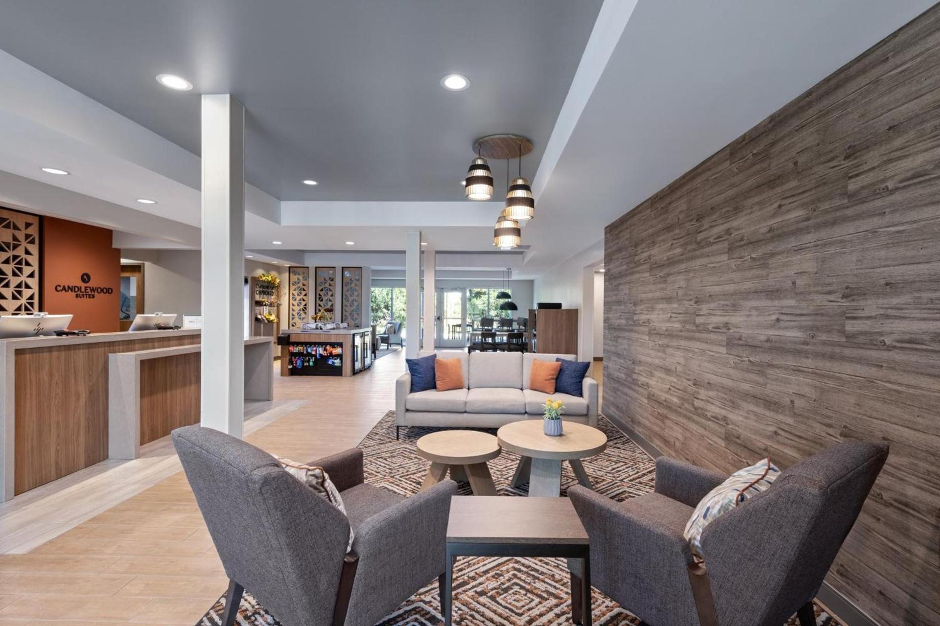 Candlewood Suites McPherson by IHG photo 11