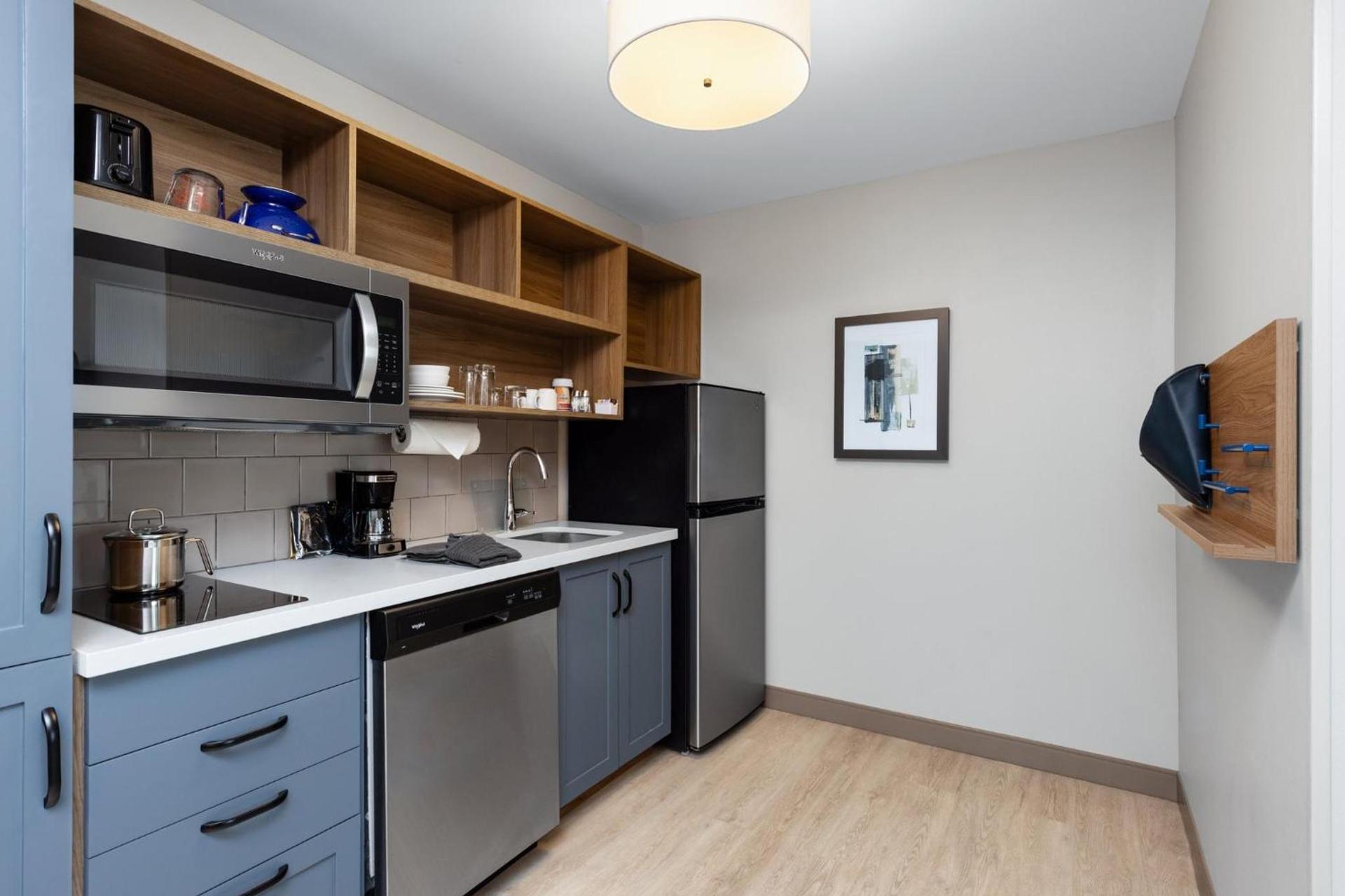 Candlewood Suites McPherson by IHG photo 32