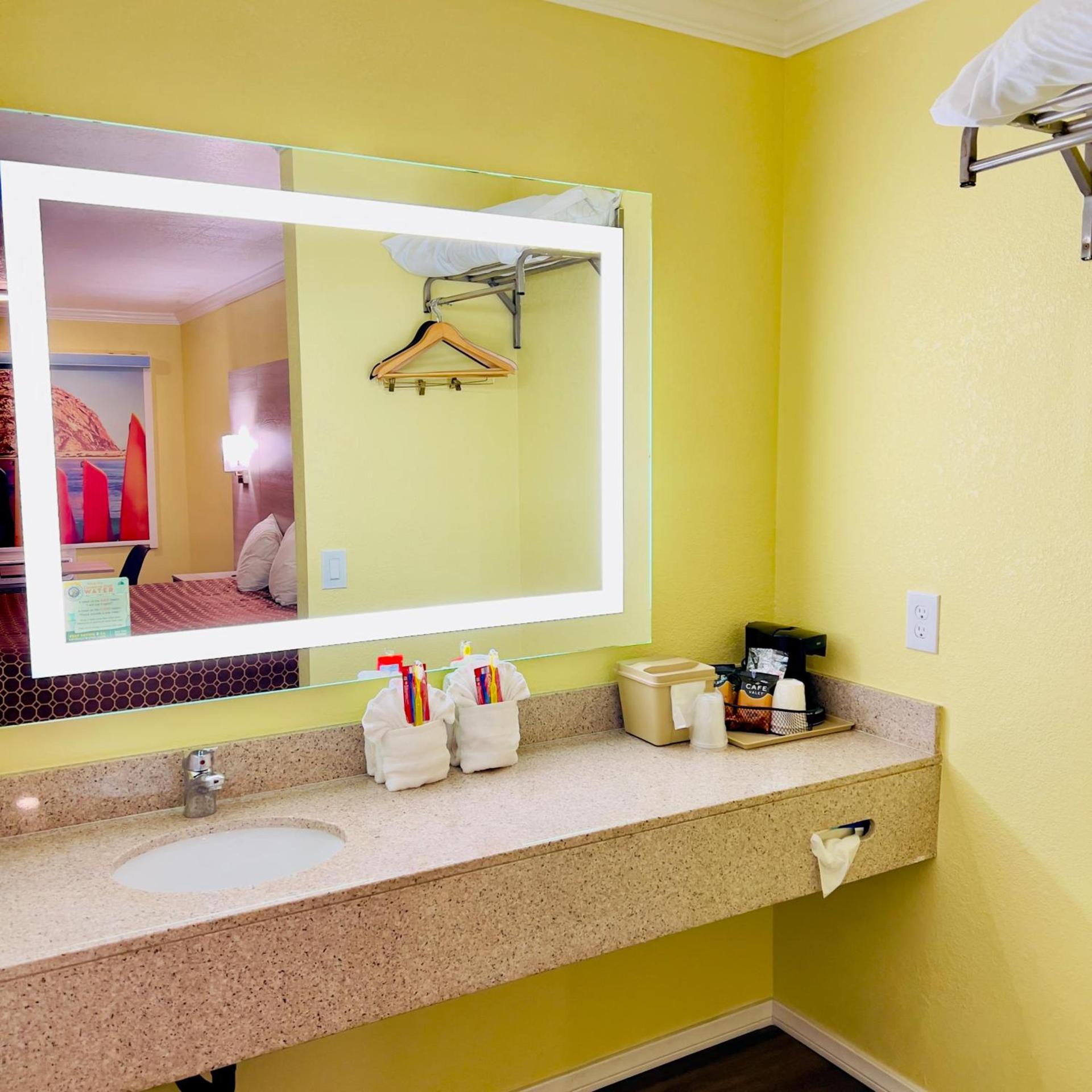 Morro Bay Beach Inn - Morro Bay photo 34