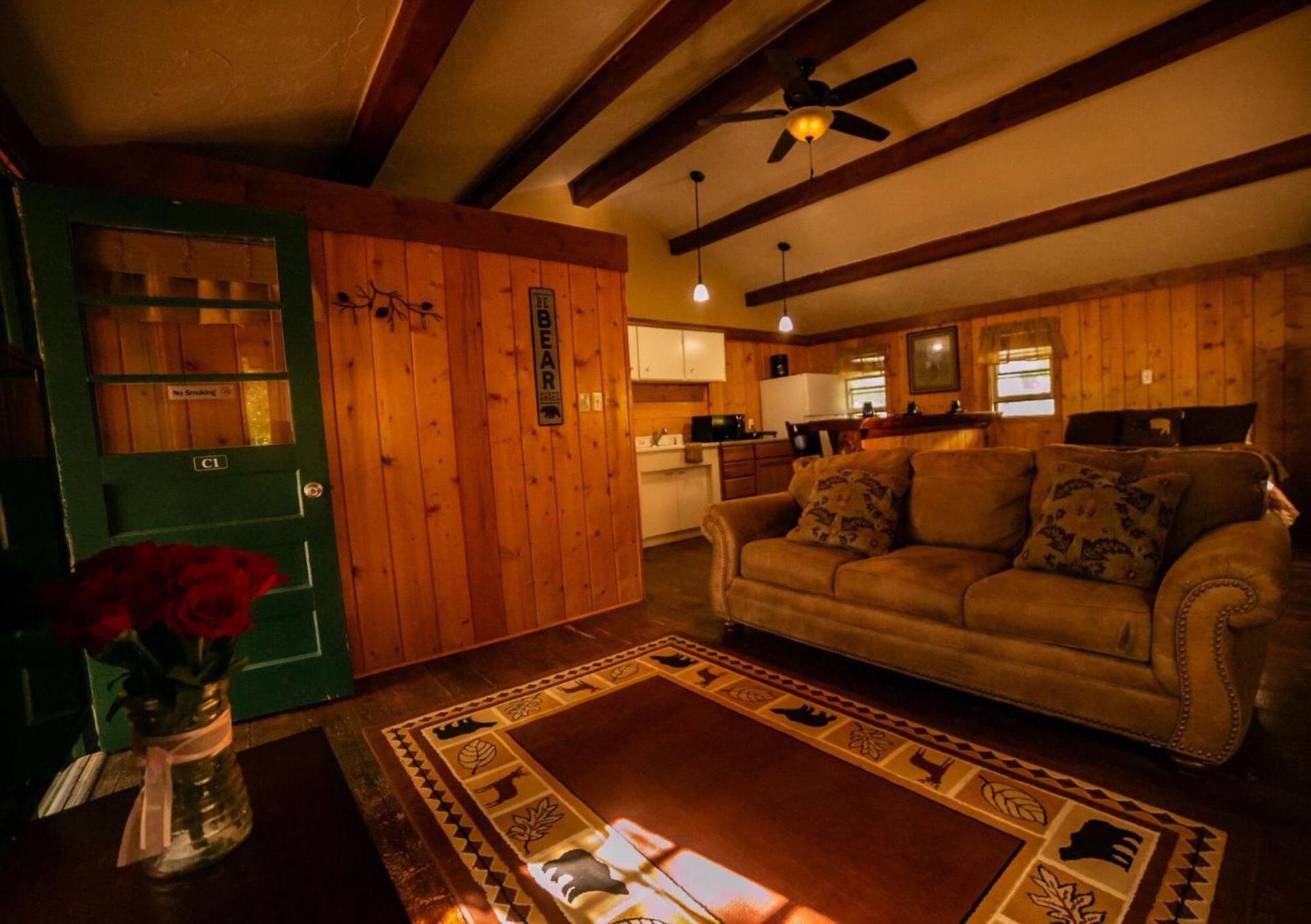 Chinook Winds Lodge photo 24