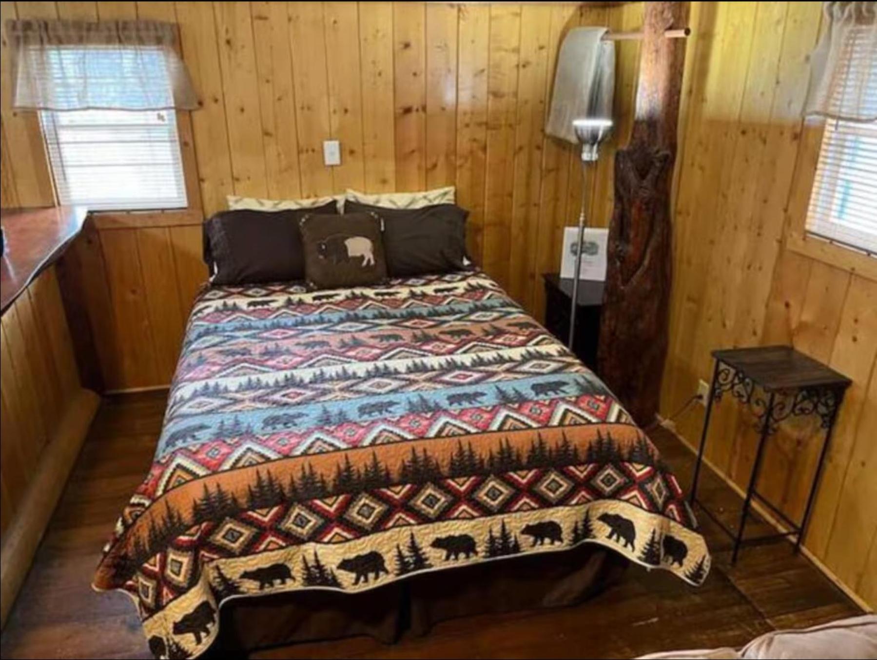 Chinook Winds Lodge photo 5