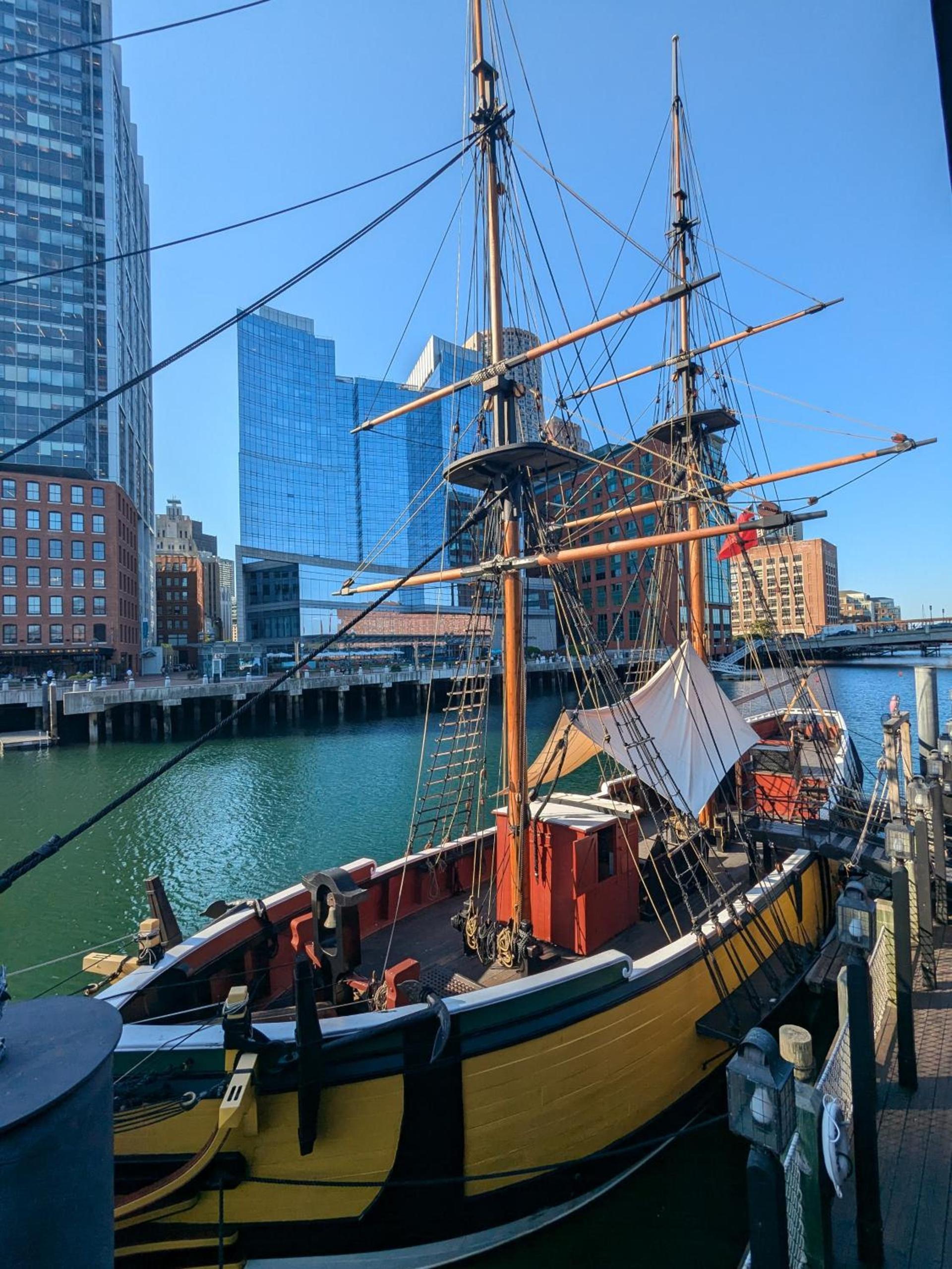Boston Homestel photo 22