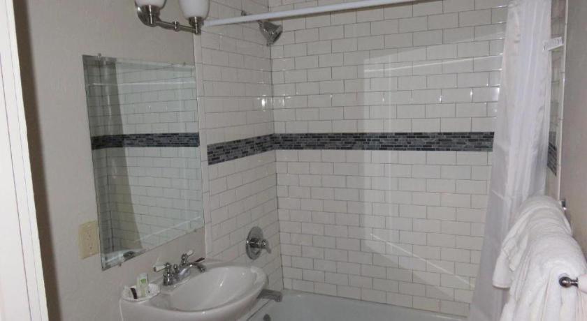 Hotel LaBonte photo 31