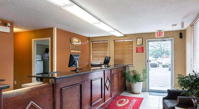 Econo Lodge Near Quantico Marine Base photo 14