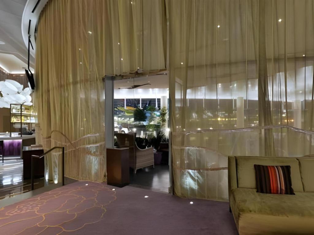 Luxury Suites International by Vdara photo 19