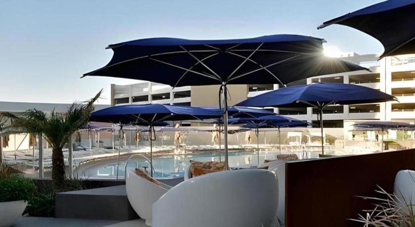 Luxury Suites International by Vdara photo 28