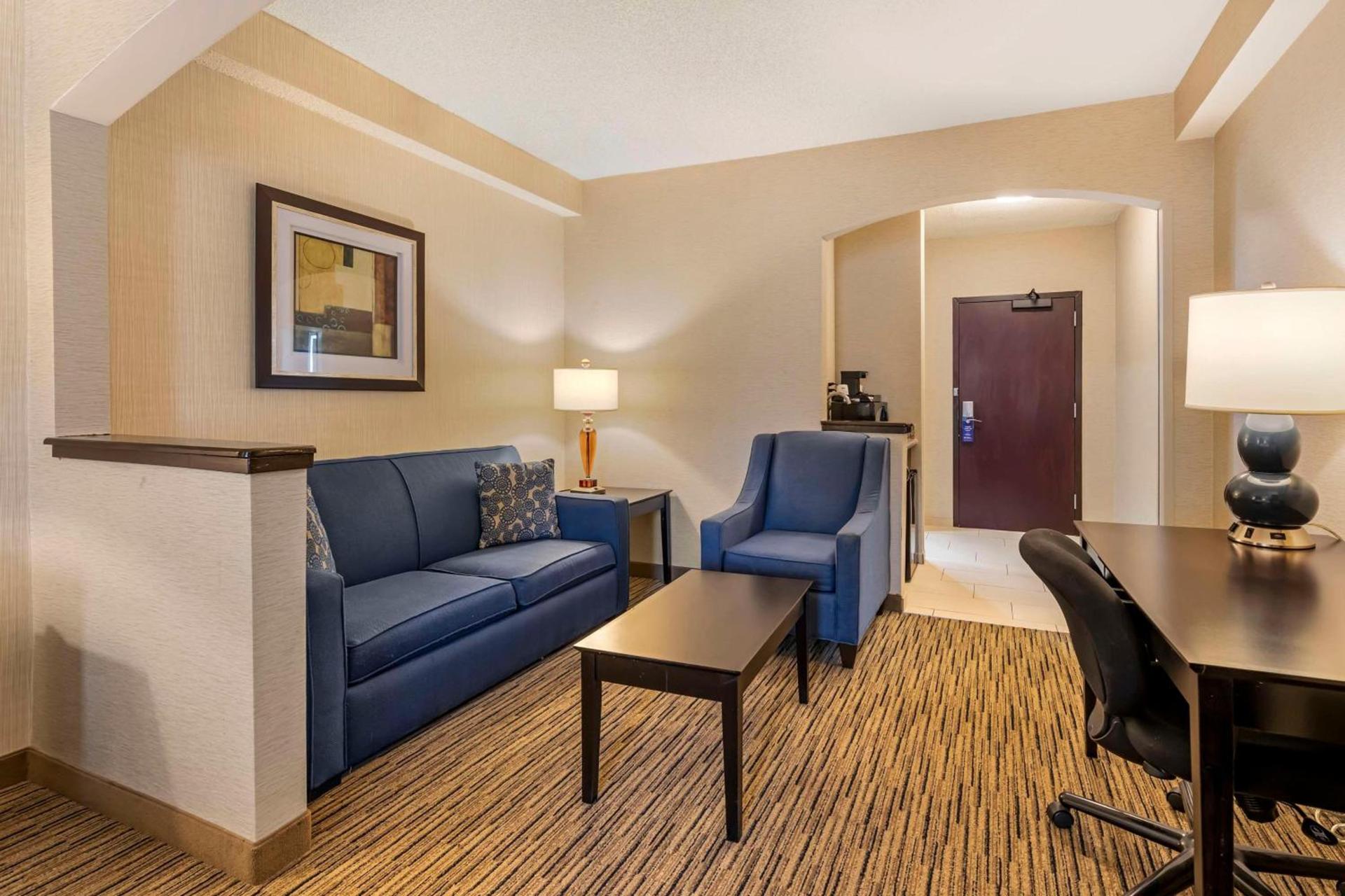 Best Western New Albany photo 8
