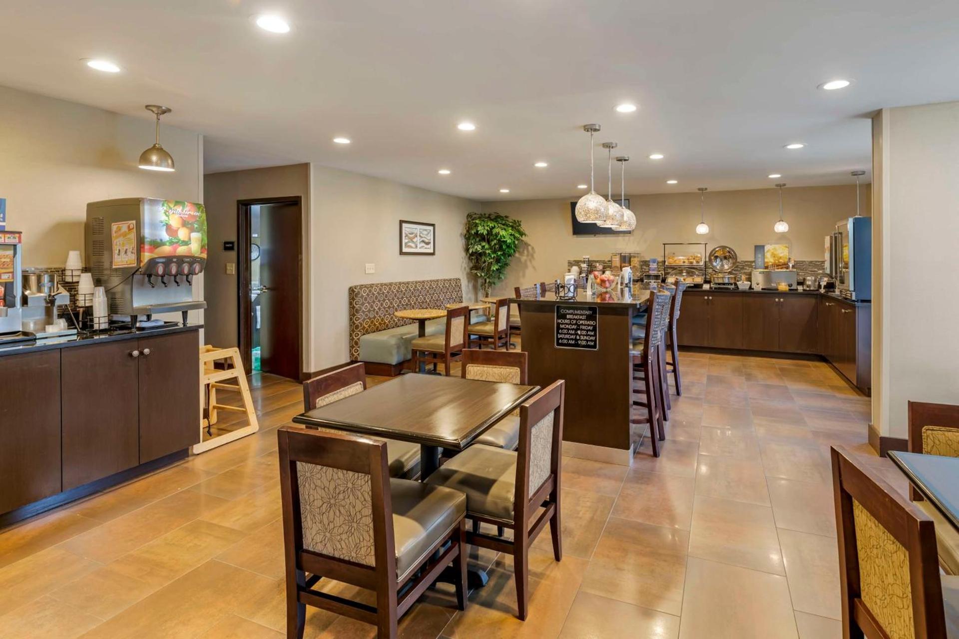 Best Western New Albany photo 12